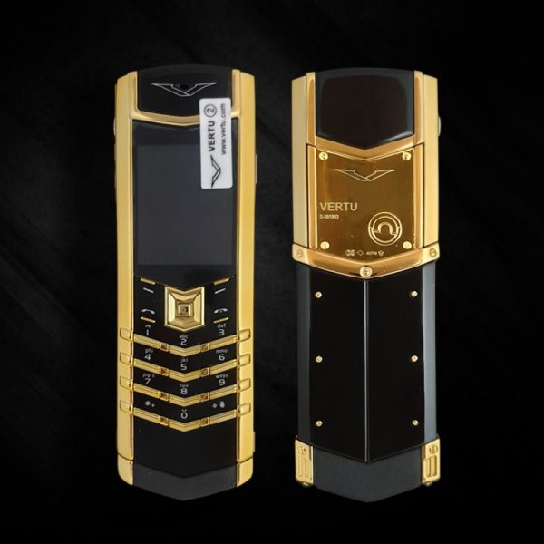 Điện thoại Vertu Signature K8+ Lưng Đá