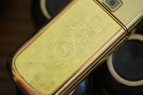 Nokia 8800 vàng hồng khảm rồng 5
