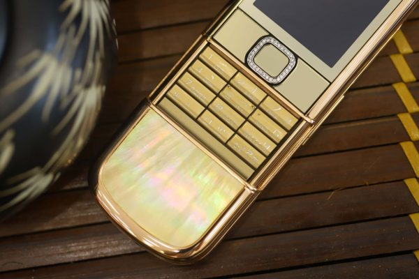 Nokia 8800 vàng hồng khảm trai đính đá 2