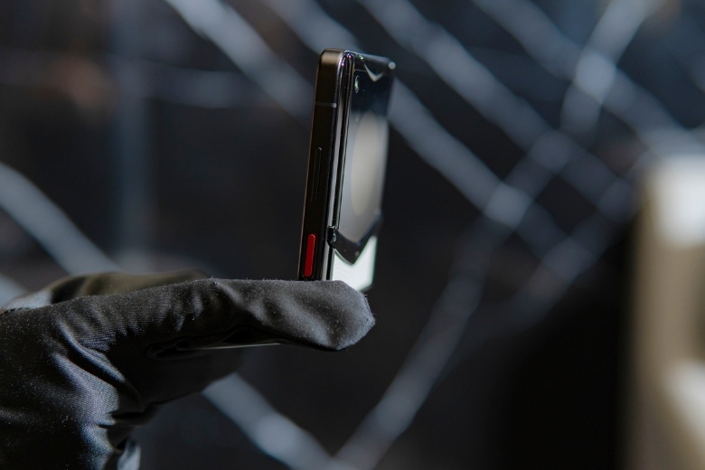 vertu iron flip gia ban chinh hang vertuvietnam