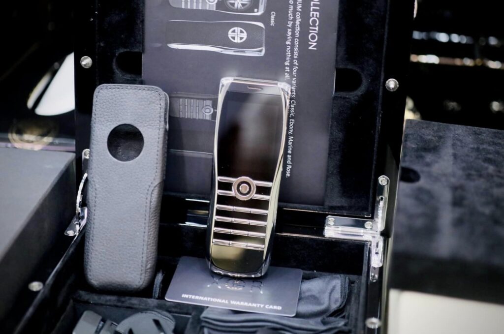 XOR Titanium X1 Classic 4G 1