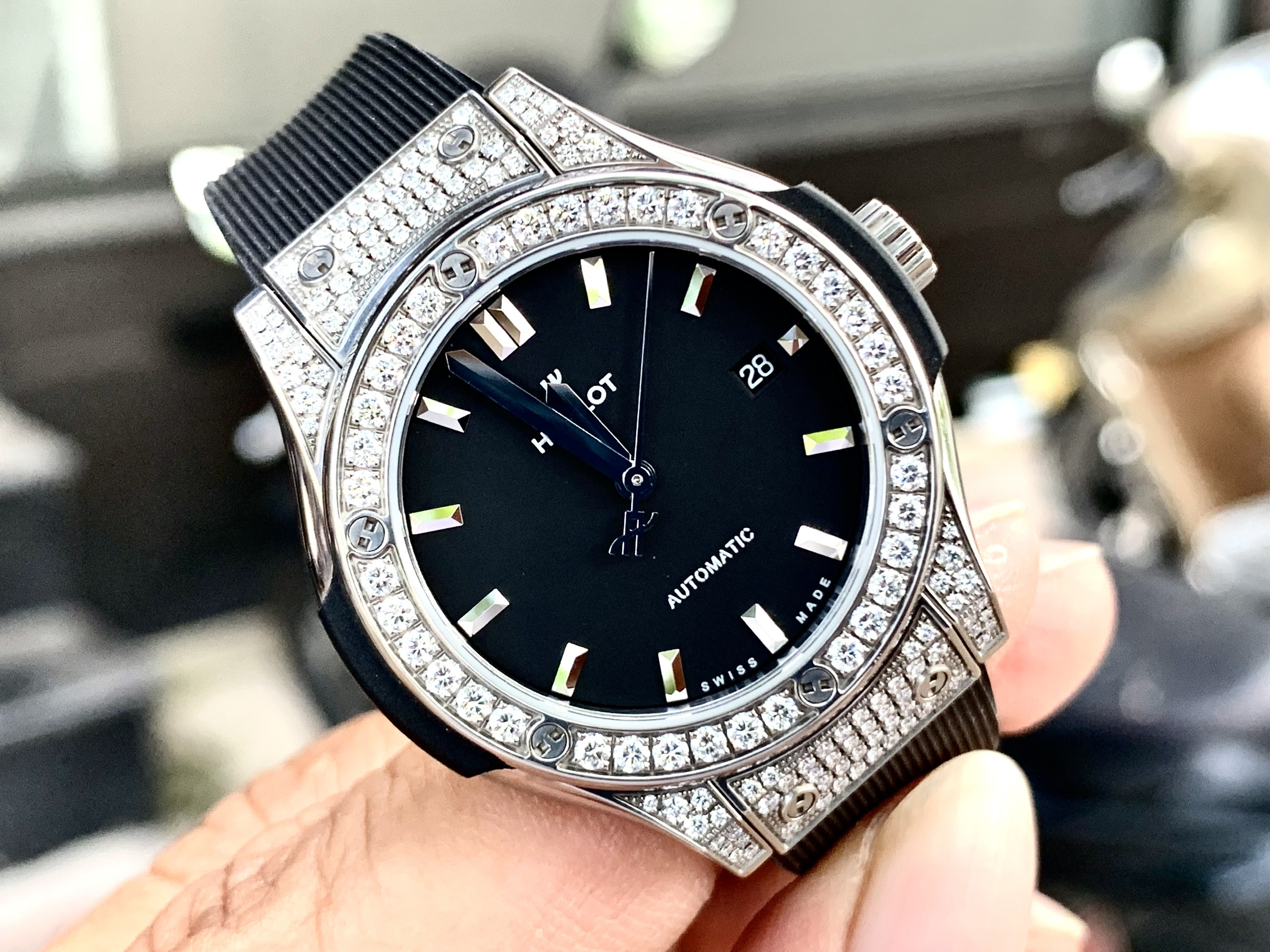 hublot classic fusion 33 pave