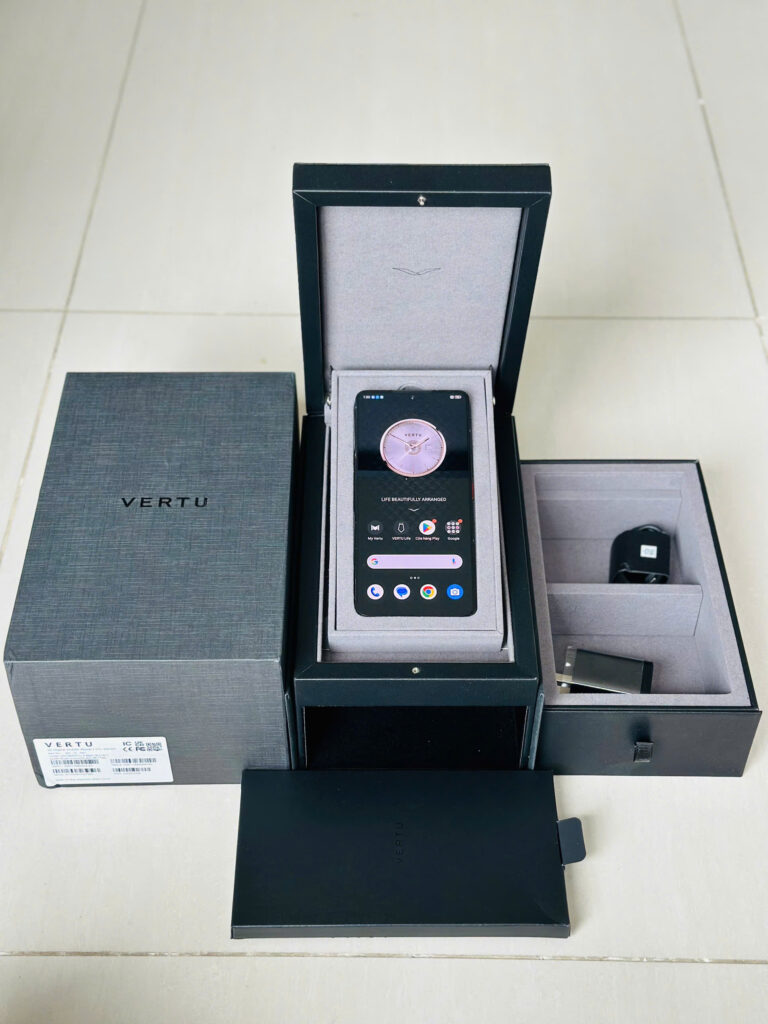 Meta 2 Alligator Full Diamonds Gold 99% Fullbox – Siêu Phẩm Vertu Xa Xỉ Dành Cho Giới Thượng Lưu 2 1782961458768 6795878199566471366 6795878199566471366 b940ebf35ca65f8c47a8603943223e96