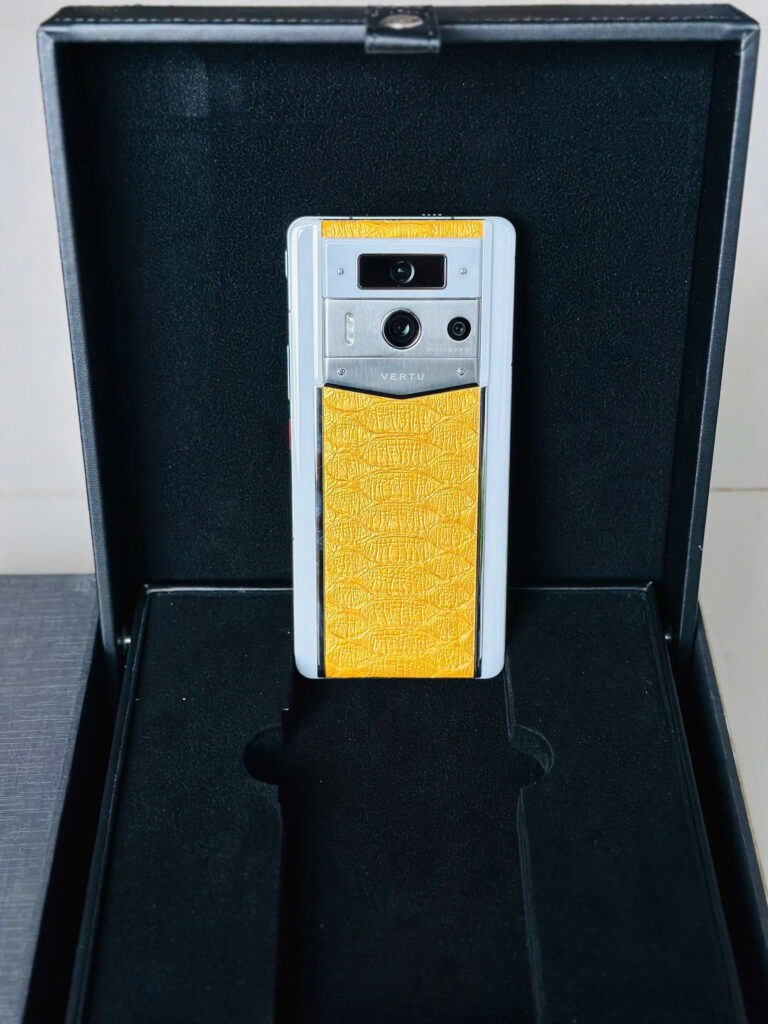 Vertu Meta 2 1TB Alligator Gold 99% Fullbox – Smartphone Web3 Xa Xỉ Dành Cho Doanh Nhân 3 1782961608500 6795878199566471366 6795878199566471366 5a4e394b1aec8a551ee4c4a93419a0dc