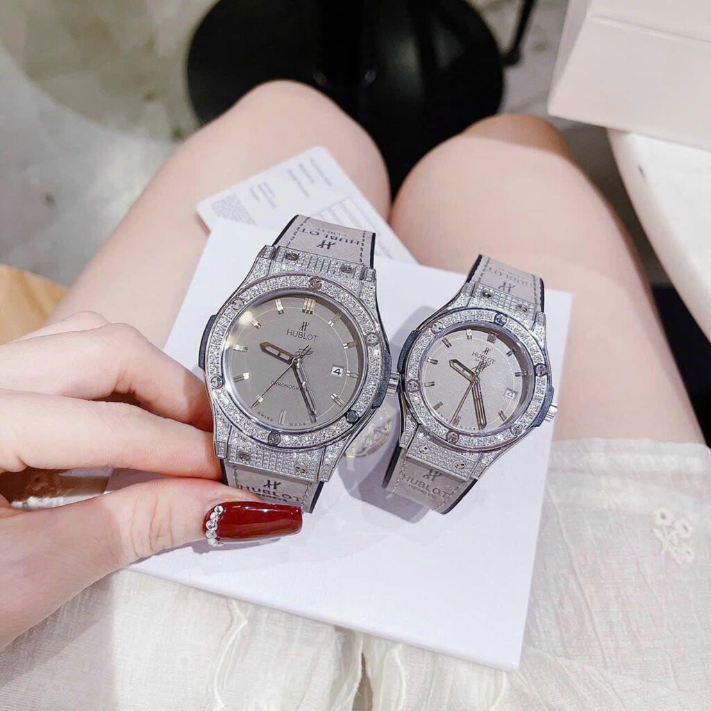 gia dong ho hublot nu 16