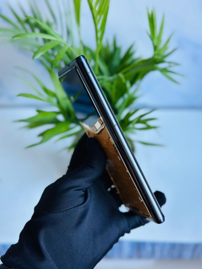 Vertu Meta 1 Alligator Mix Gold 99% – Smartphone Xa Xỉ Đẳng Cấp Dành Cho Doanh Nhân 2 1782961691105 6795878199566471366 6795878199566471366 d00af272fc6bebfc8c750c0ef403056c